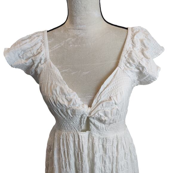 Universal Thread Sz XL White Smocked Maxi Dress Keyhole Milkmaid Prairie - Picture 3 of 7